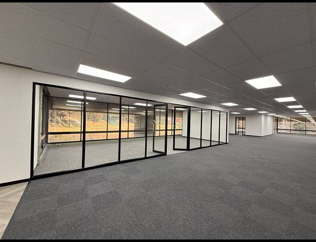 417M² OFFICE TO LET IN PARKTOWN
